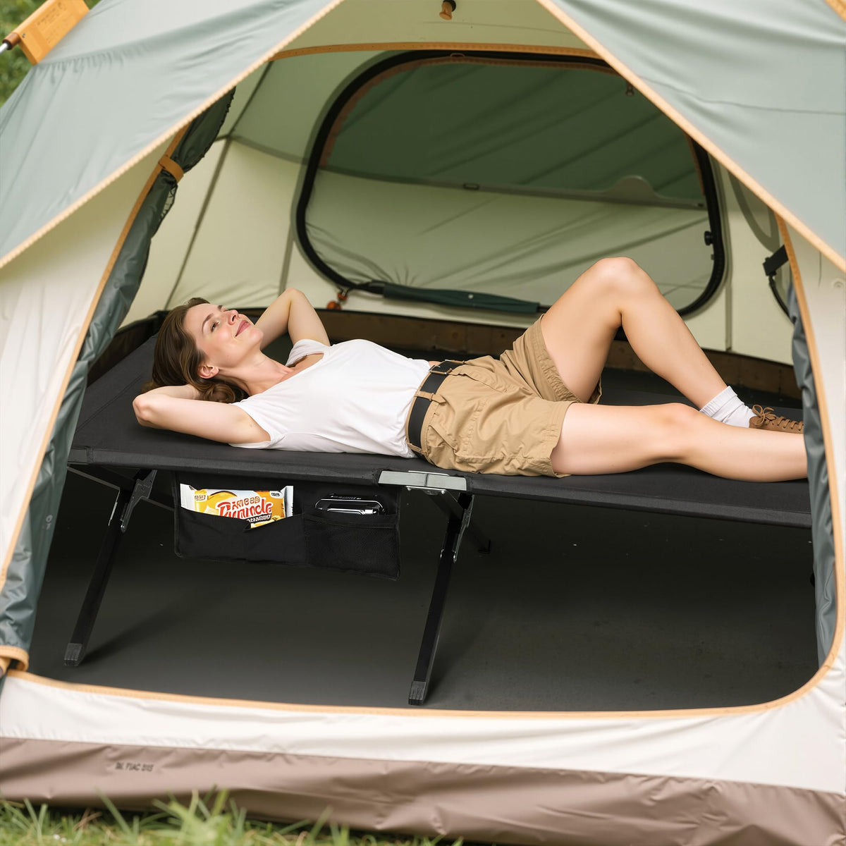 Folding Camping Cot with Carry Bag, 300 lb, Black E507