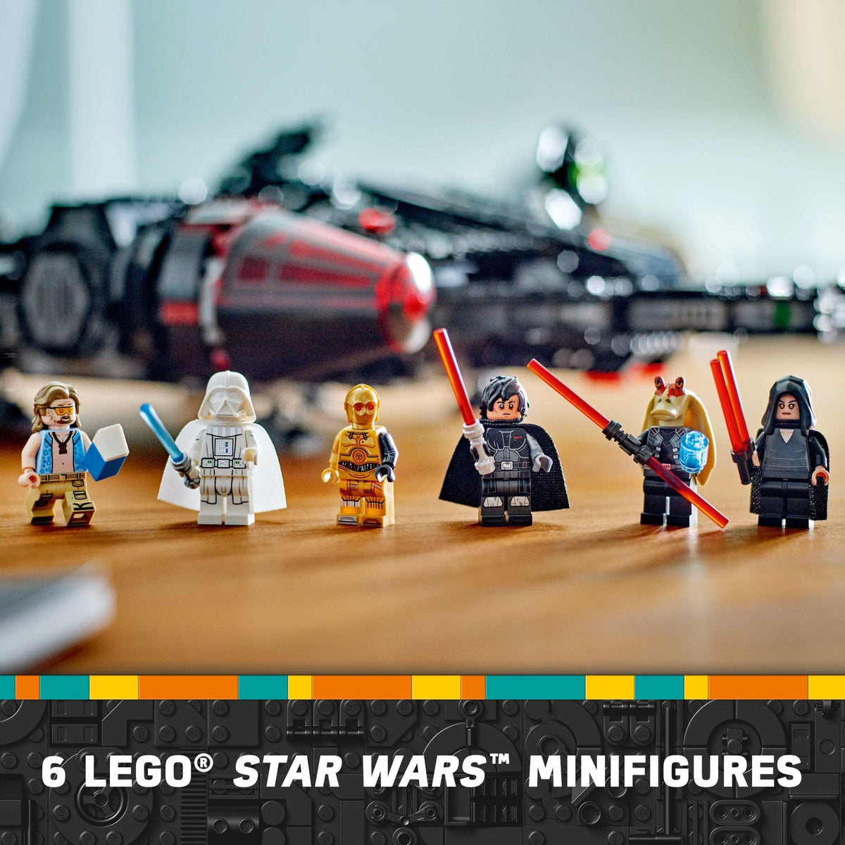 Buildable Starship Toy Set with 6 Minifigures J238