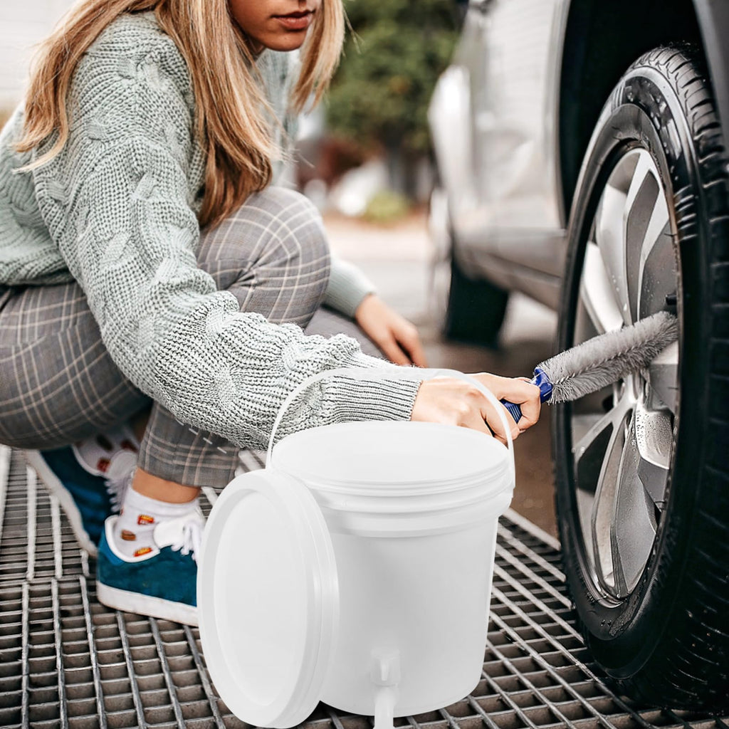 Outdoor Water Storage Bucket with Faucet 10l Capacity J394