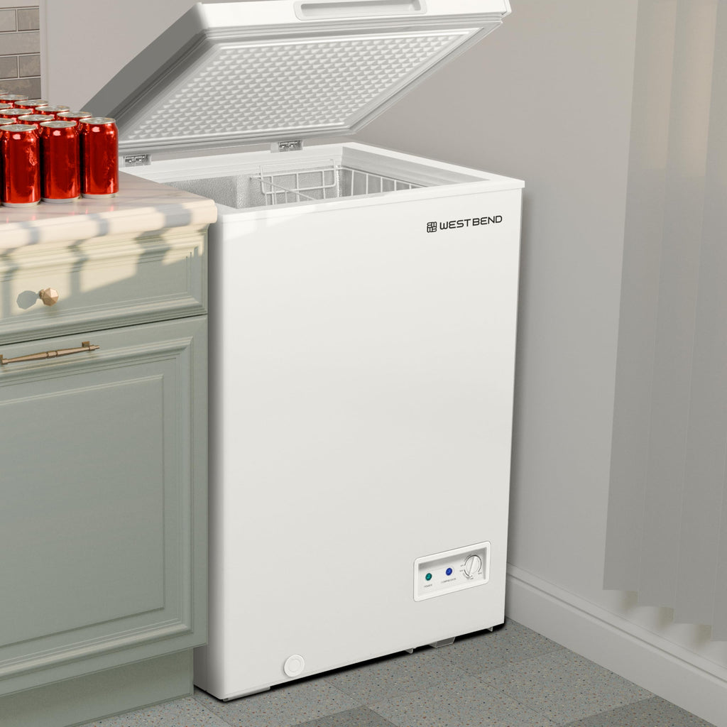 White 5-Cu.Ft Chest Freezer with Adjustable Temperature Control V8023